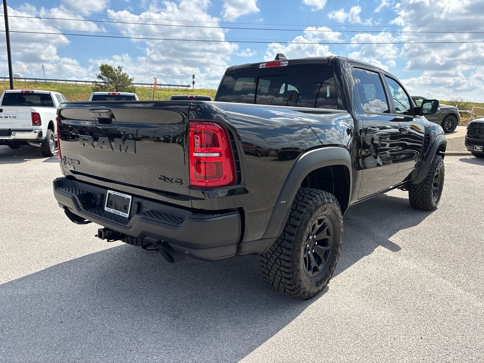 2027 RAM Ram 1500 RAM 1500 RHO CREW CAB 4X4 5'7' BOX