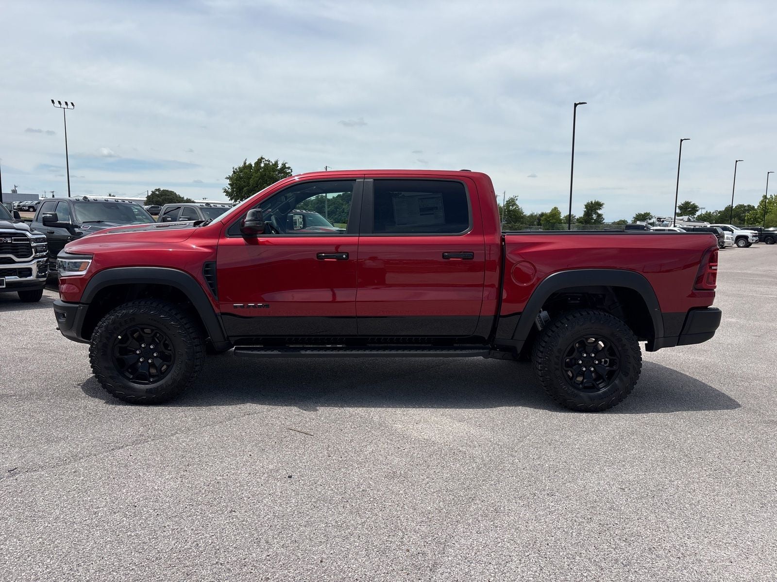 2026 RAM Ram 1500 RAM 1500 RHO CREW CAB 4X4 5'7' BOX