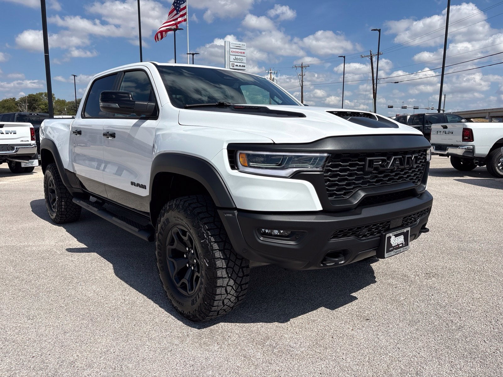 2027 RAM Ram 1500 RAM 1500 RHO CREW CAB 4X4 5'7' BOX