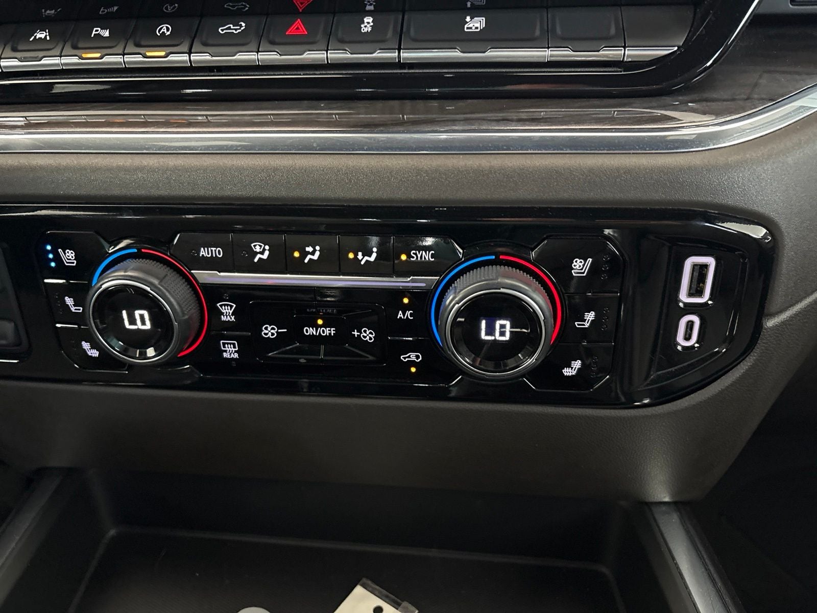 2024 Chevrolet Silverado 1500 2WD Crew Cab Short Bed LTZ