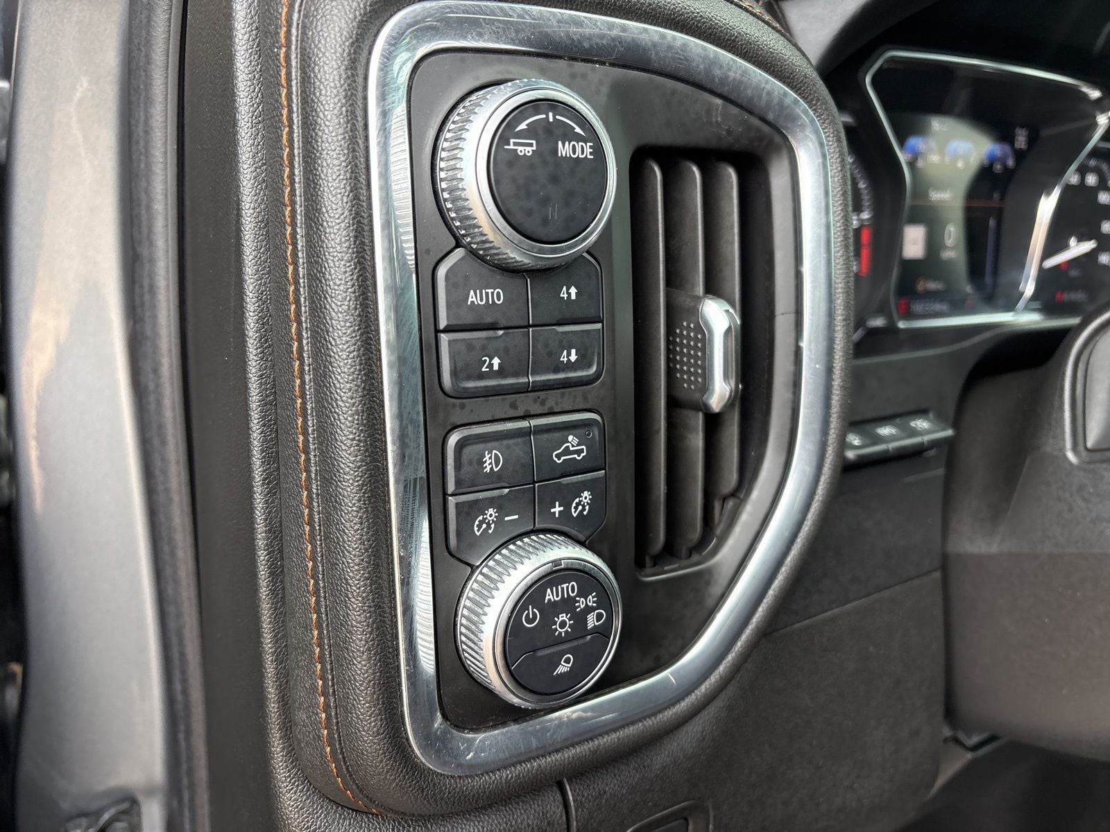 2021 GMC Sierra 1500 4WD Crew Cab Short Box AT4