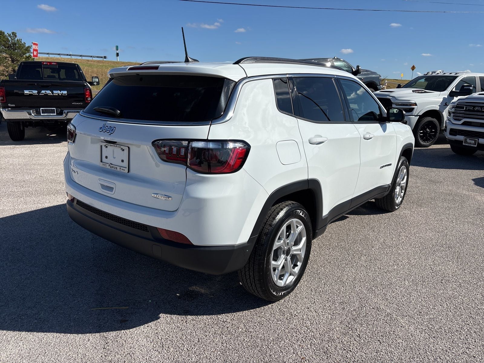 2026 Jeep Compass COMPASS LATITUDE ALTITUDE 4X4