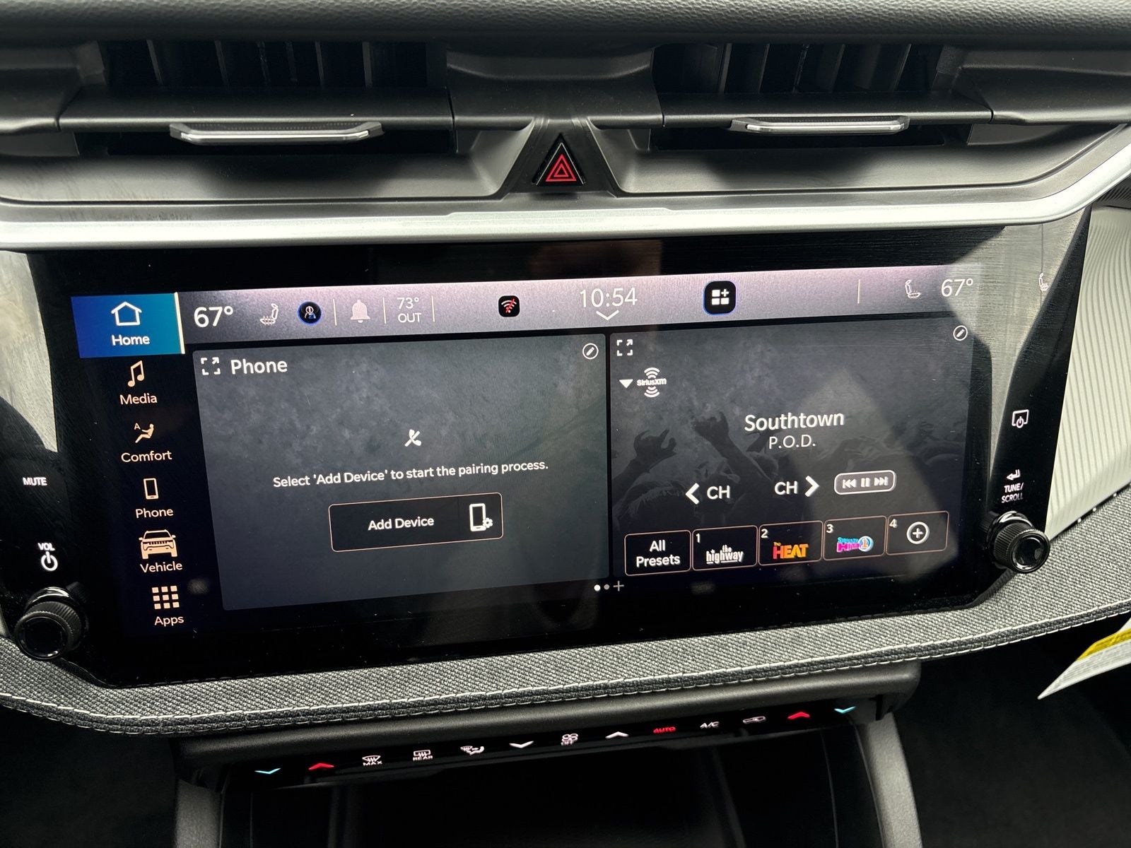 2026 Jeep Cherokee CHEROKEE LAREDO 4X4