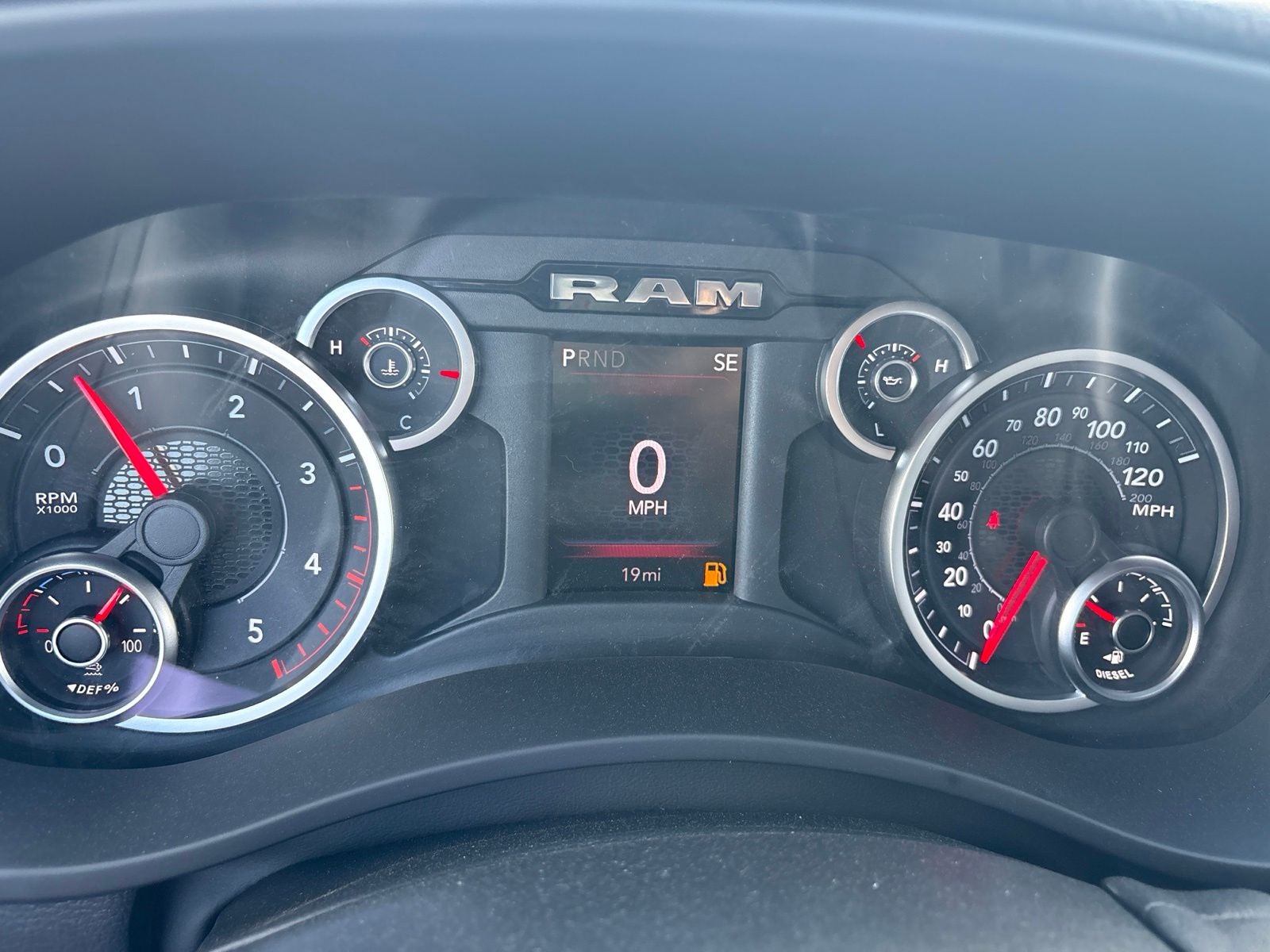 2027 RAM Ram 2500 RAM 2500 WARLOCK CREW CAB 4X4 6'4' BOX