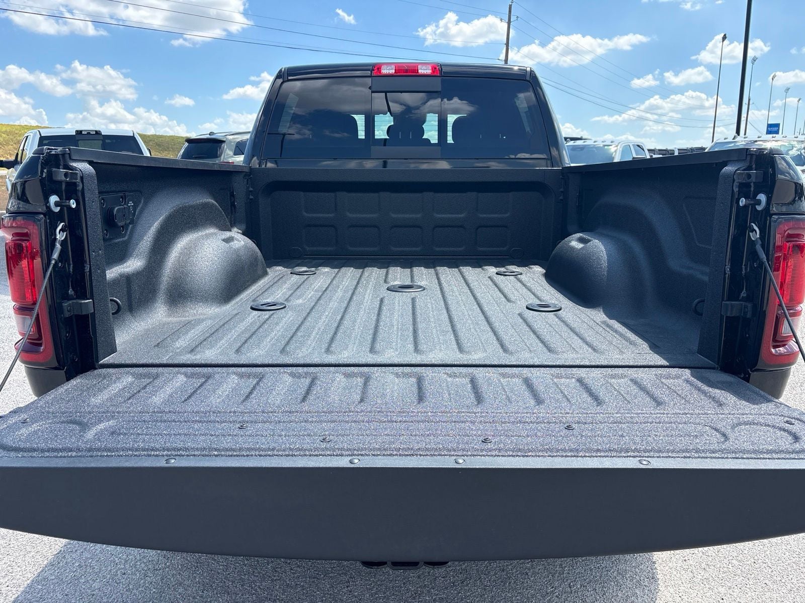 2027 RAM Ram 2500 RAM 2500 WARLOCK CREW CAB 4X4 6'4' BOX