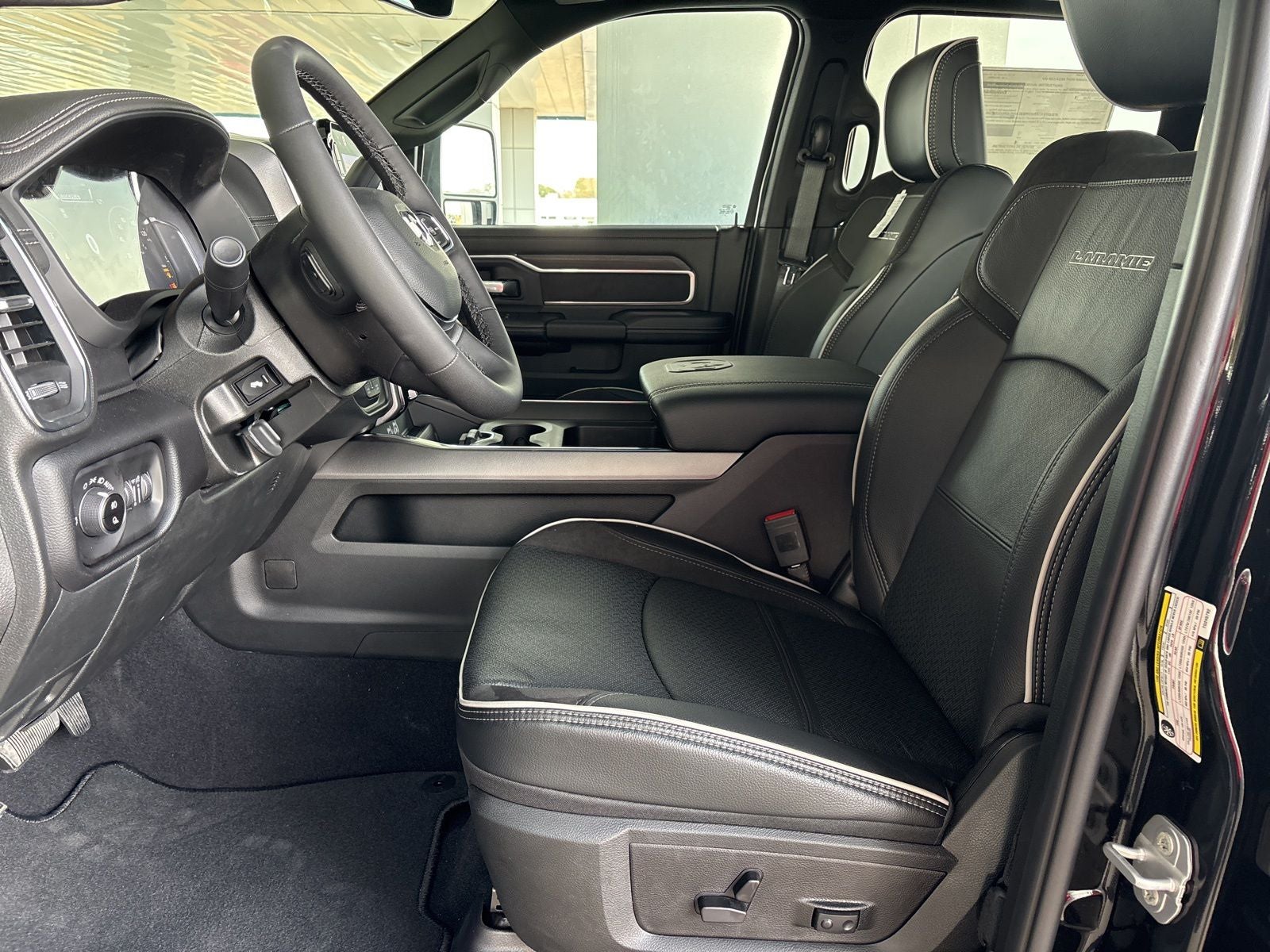 2026 RAM Ram 2500 RAM 2500 LARAMIE MEGA CAB 4X4 6'4' BOX