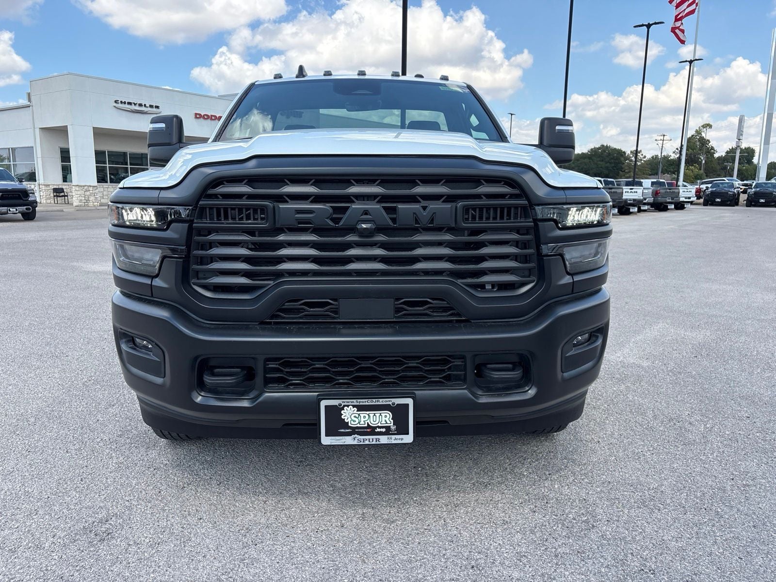 2027 RAM Ram 3500 RAM 3500 TRADESMAN REGULAR CAB 4X4 8' BOX