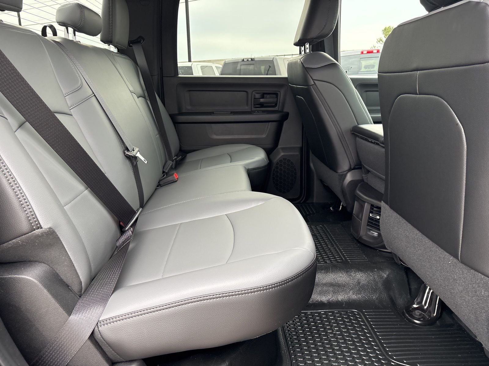 2026 RAM Ram 3500 RAM 3500 TRADESMAN CREW CAB 4X4 8' BOX