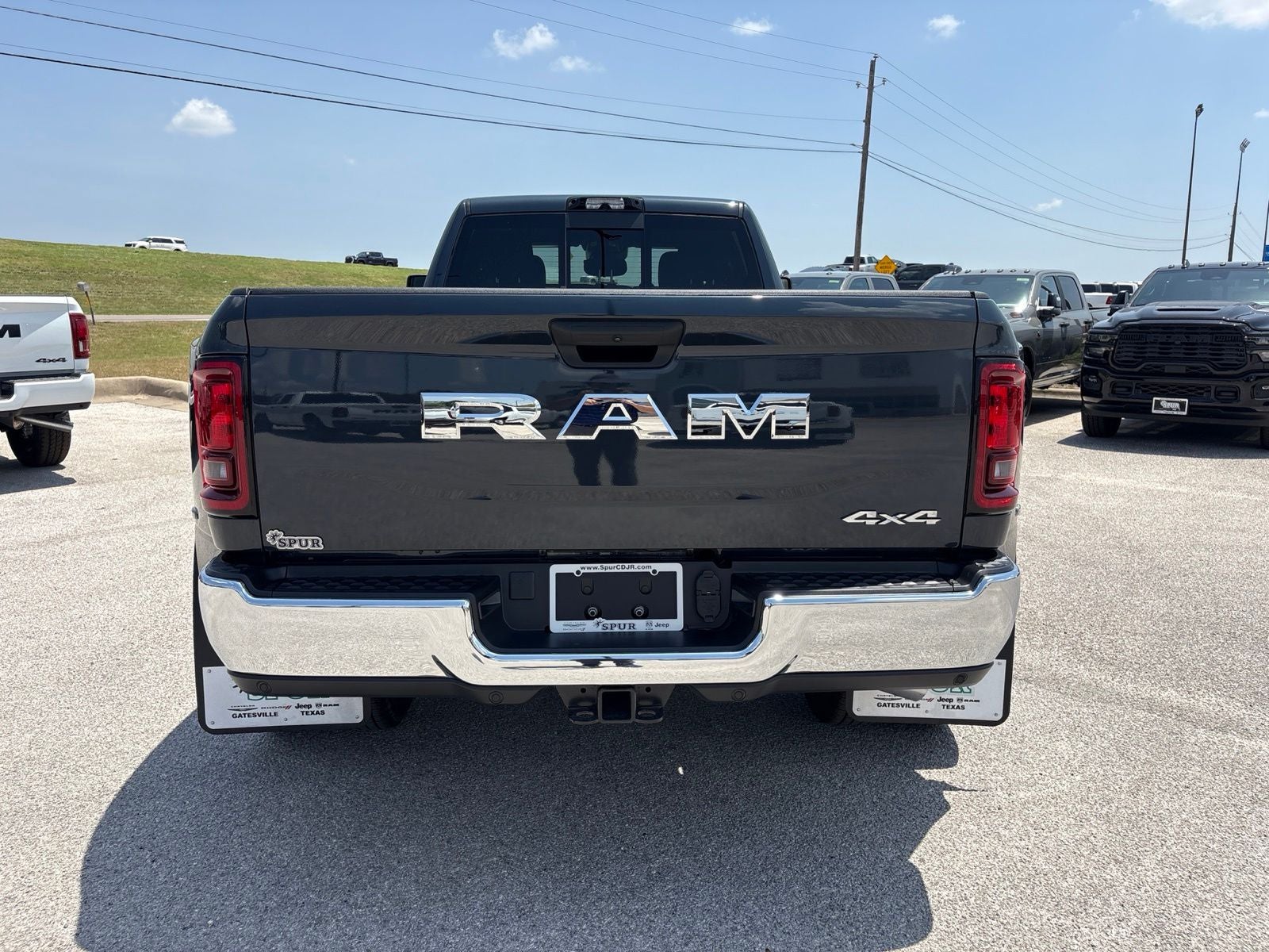 2026 RAM Ram 3500 RAM 3500 TRADESMAN CREW CAB 4X4 8' BOX