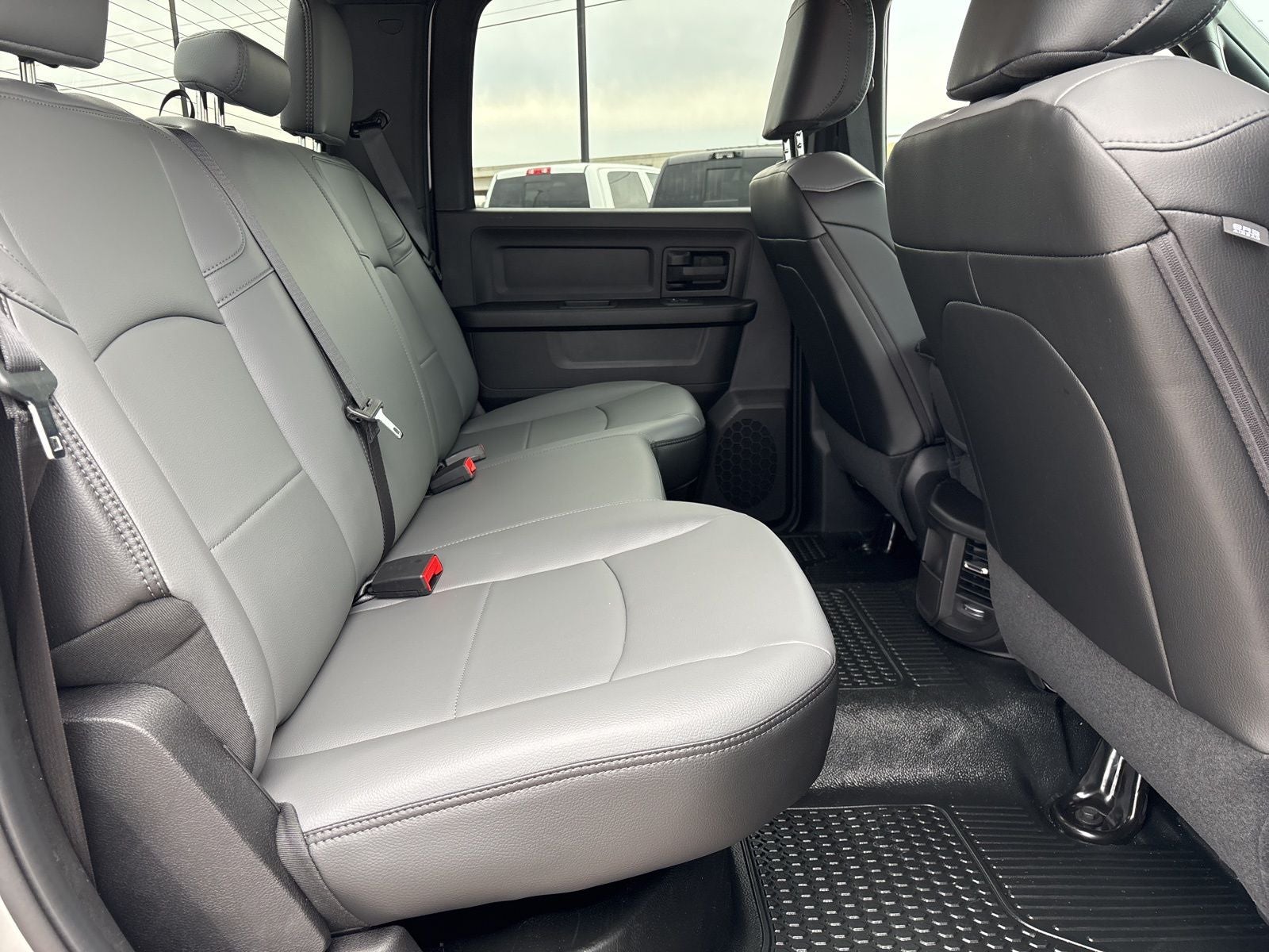 2026 RAM Ram 3500 RAM 3500 TRADESMAN CREW CAB 4X4 8' BOX