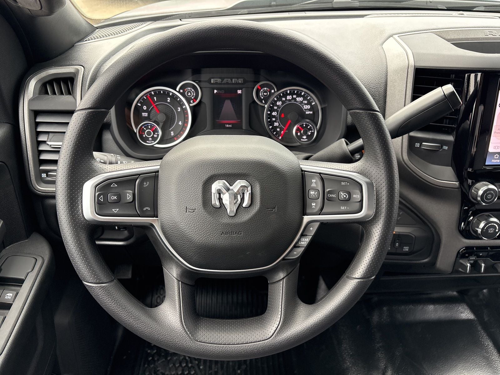 2026 RAM Ram 3500 RAM 3500 TRADESMAN CREW CAB 4X4 8' BOX