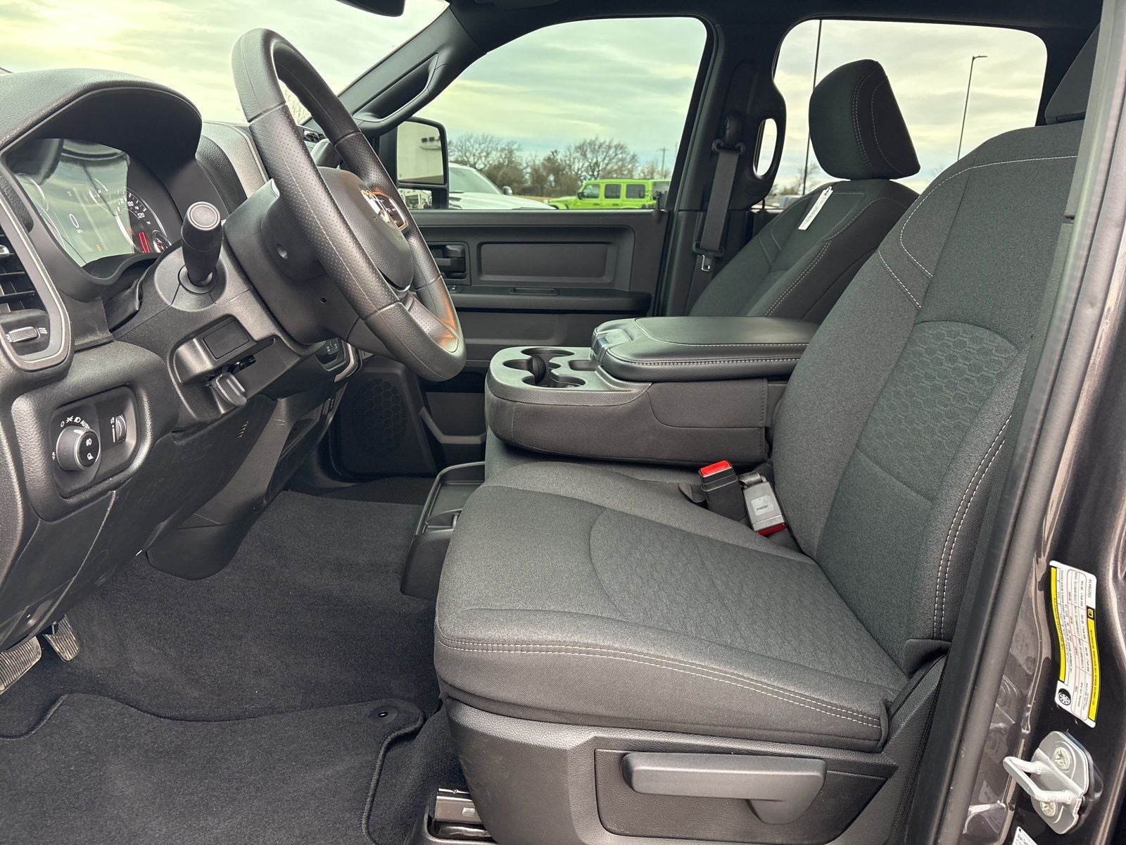 2026 RAM Ram 3500 RAM 3500 TRADESMAN CREW CAB 4X4 8' BOX