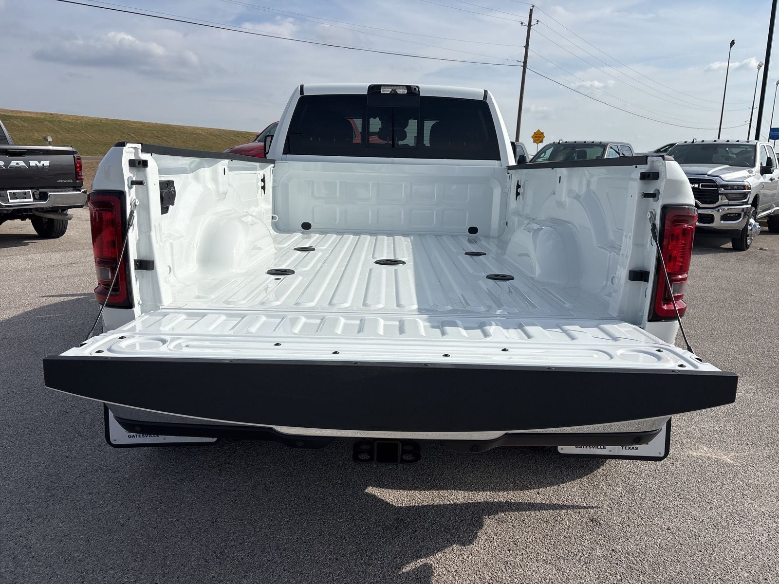 2026 RAM Ram 3500 RAM 3500 TRADESMAN CREW CAB 4X4 8' BOX