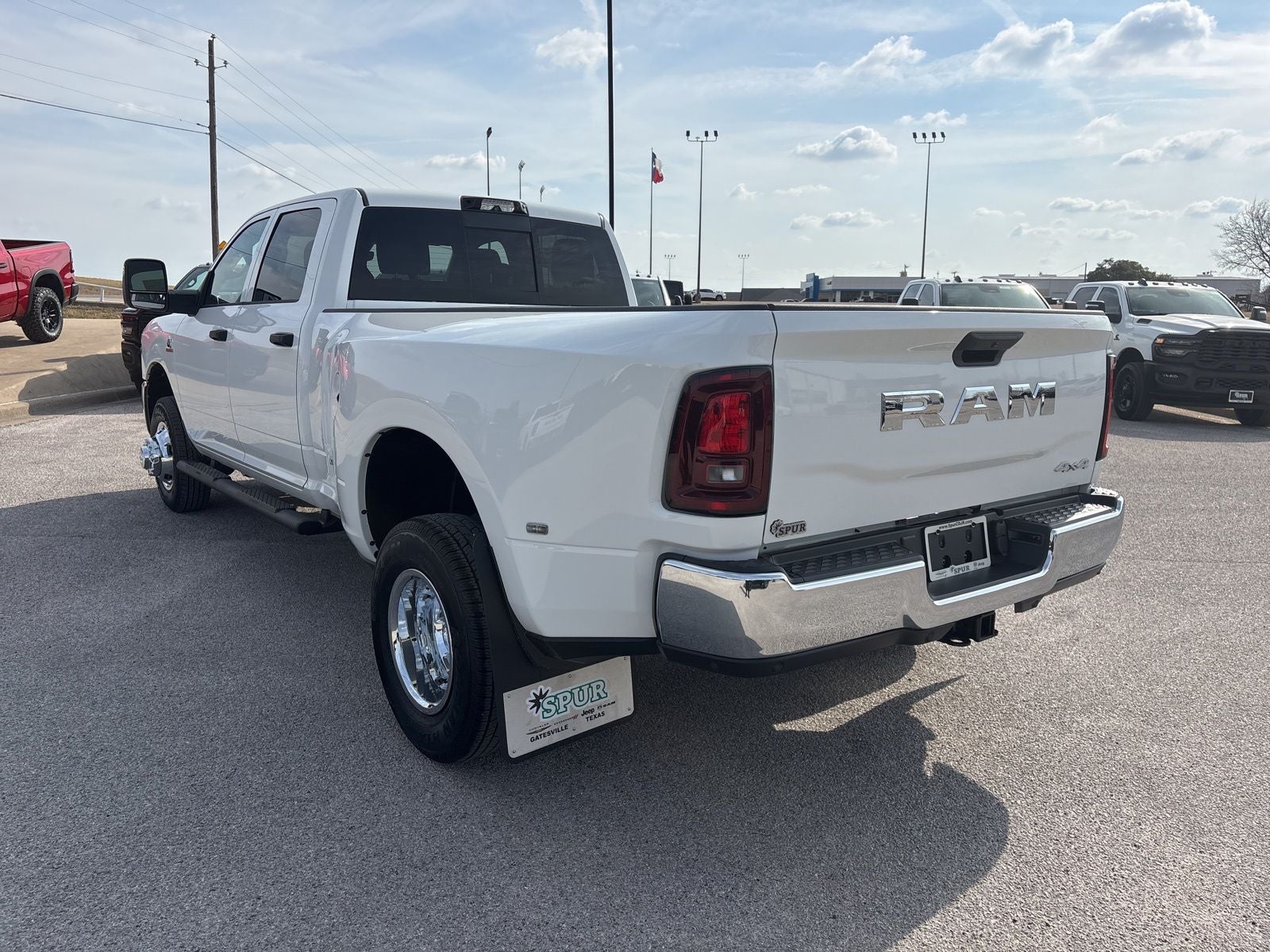 2026 RAM Ram 3500 RAM 3500 TRADESMAN CREW CAB 4X4 8' BOX