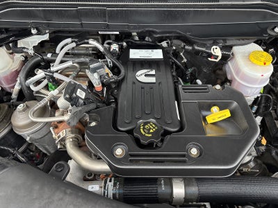 2025 RAM Ram 3500 Tradesman Crew Cab 4x4 8' Box