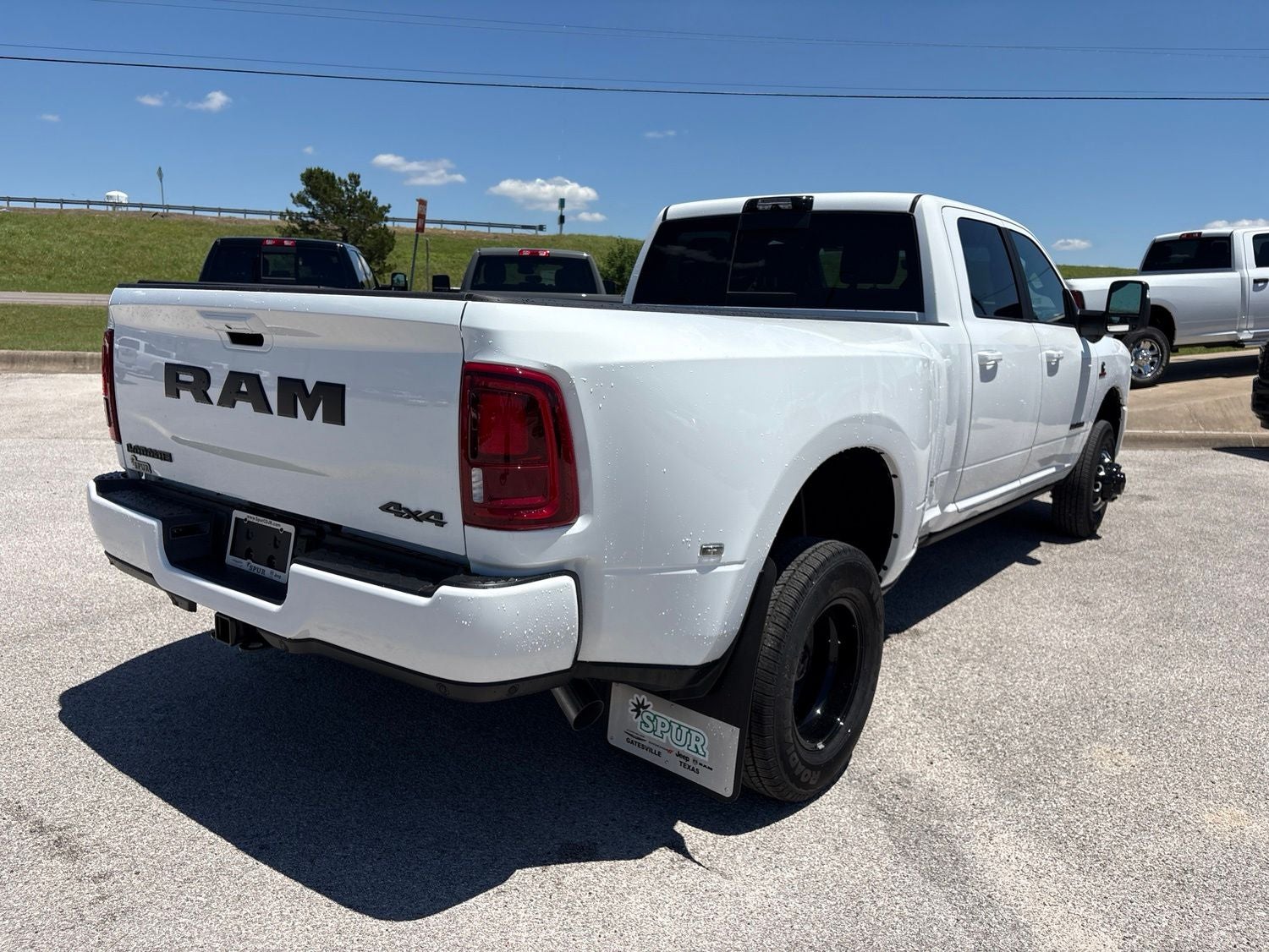 2026 RAM Ram 3500 RAM 3500 LARAMIE CREW CAB 4X4 8' BOX