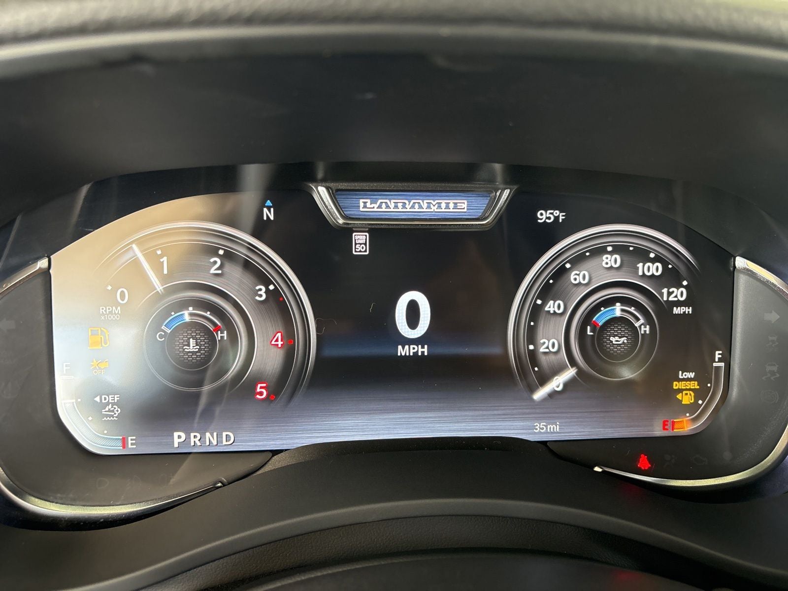 2026 RAM Ram 3500 RAM 3500 LARAMIE CREW CAB 4X4 8' BOX