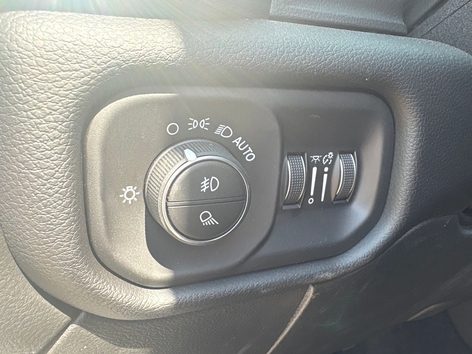 2027 RAM Ram 3500 RAM 3500 LARAMIE CREW CAB 4X4 8' BOX