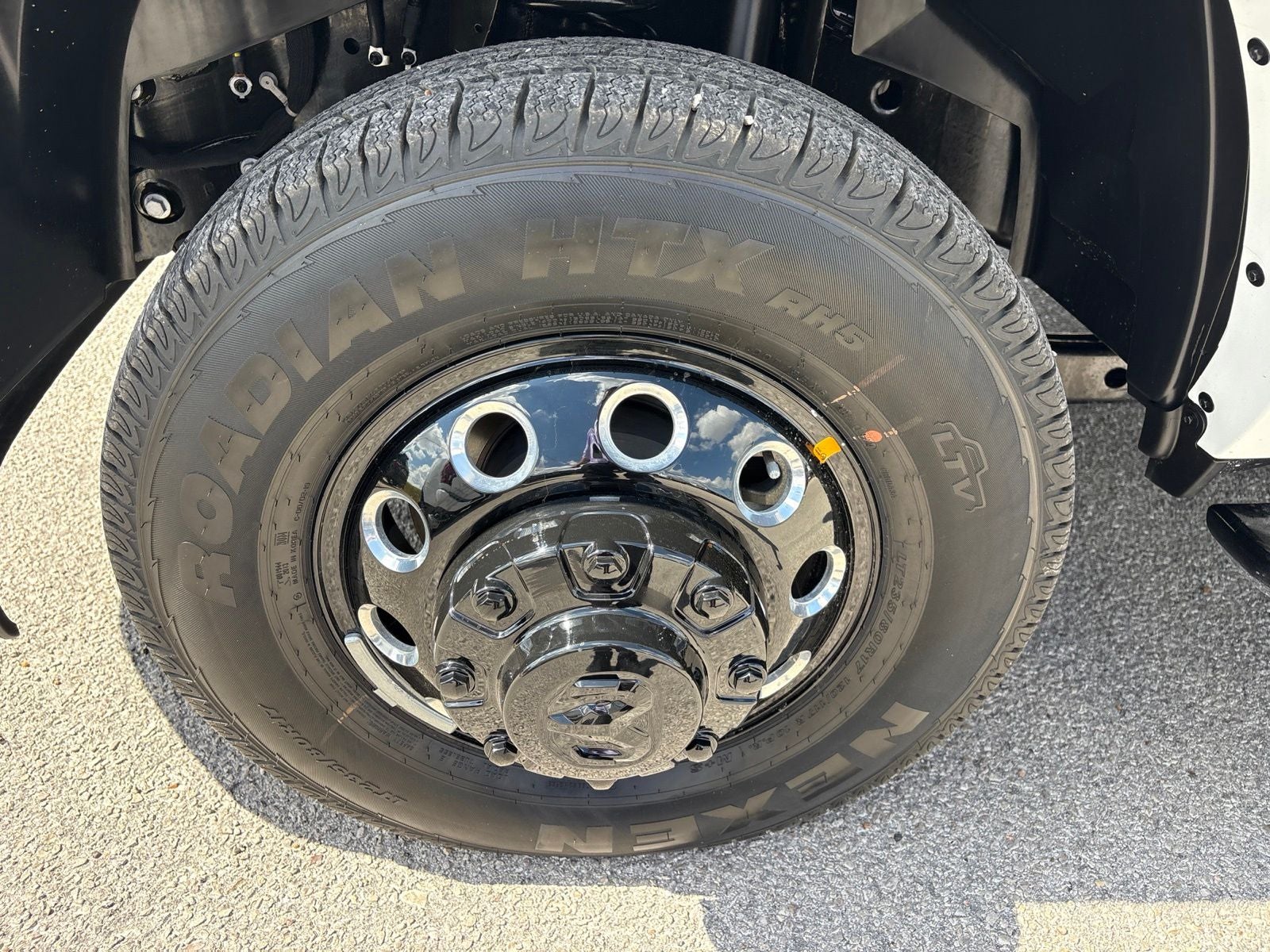 2027 RAM Ram 3500 RAM 3500 LARAMIE CREW CAB 4X4 8' BOX