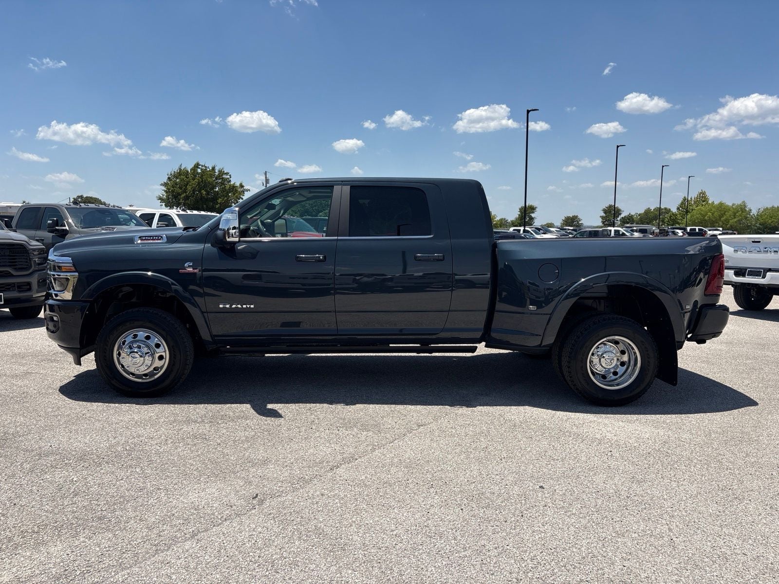 2026 RAM Ram 3500 RAM 3500 LIMITED LONGHORN MEGA CAB 4X4 6'4' BOX