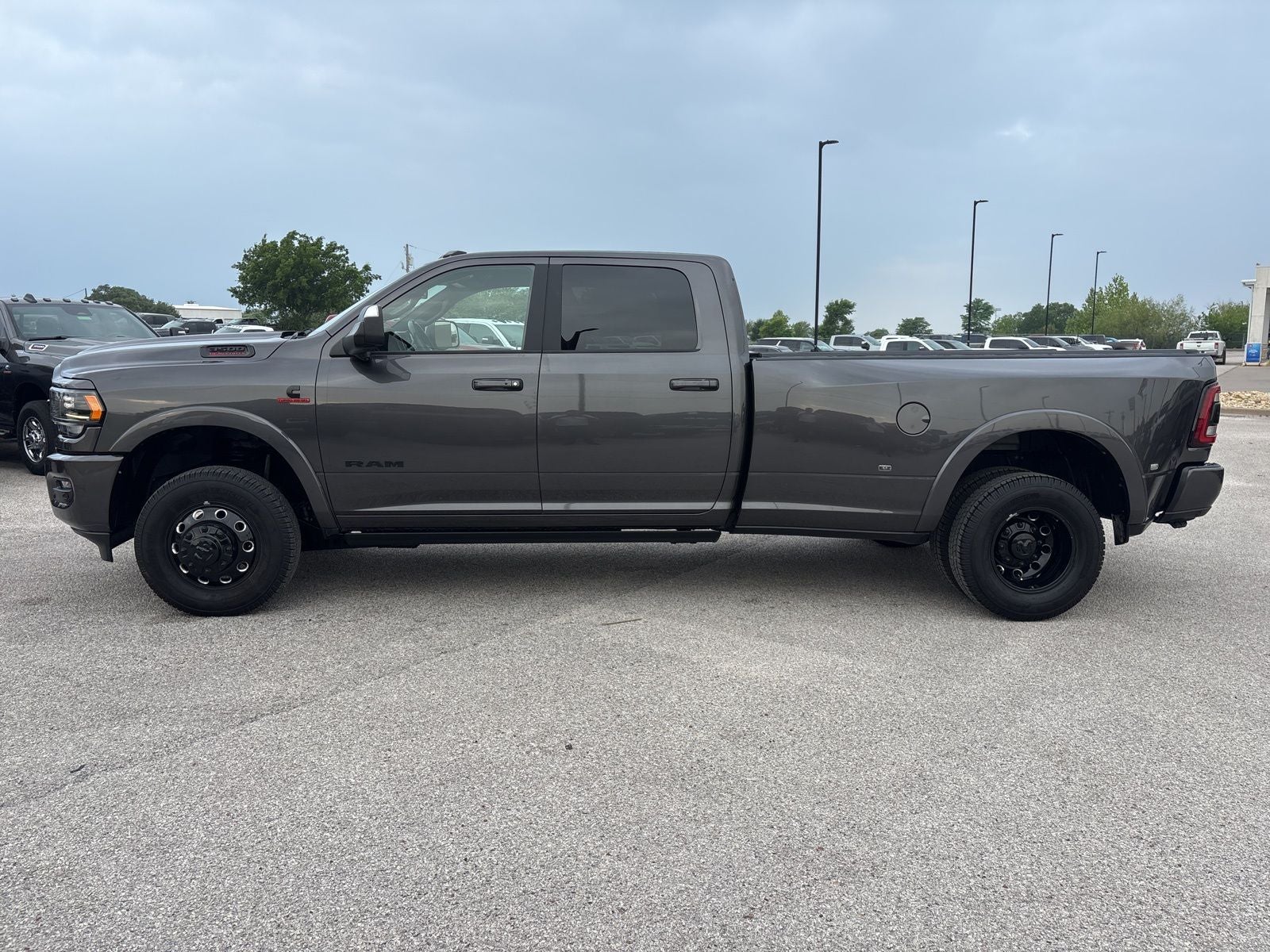 2022 RAM Ram 3500 Limited Crew Cab 4x4 8' Box