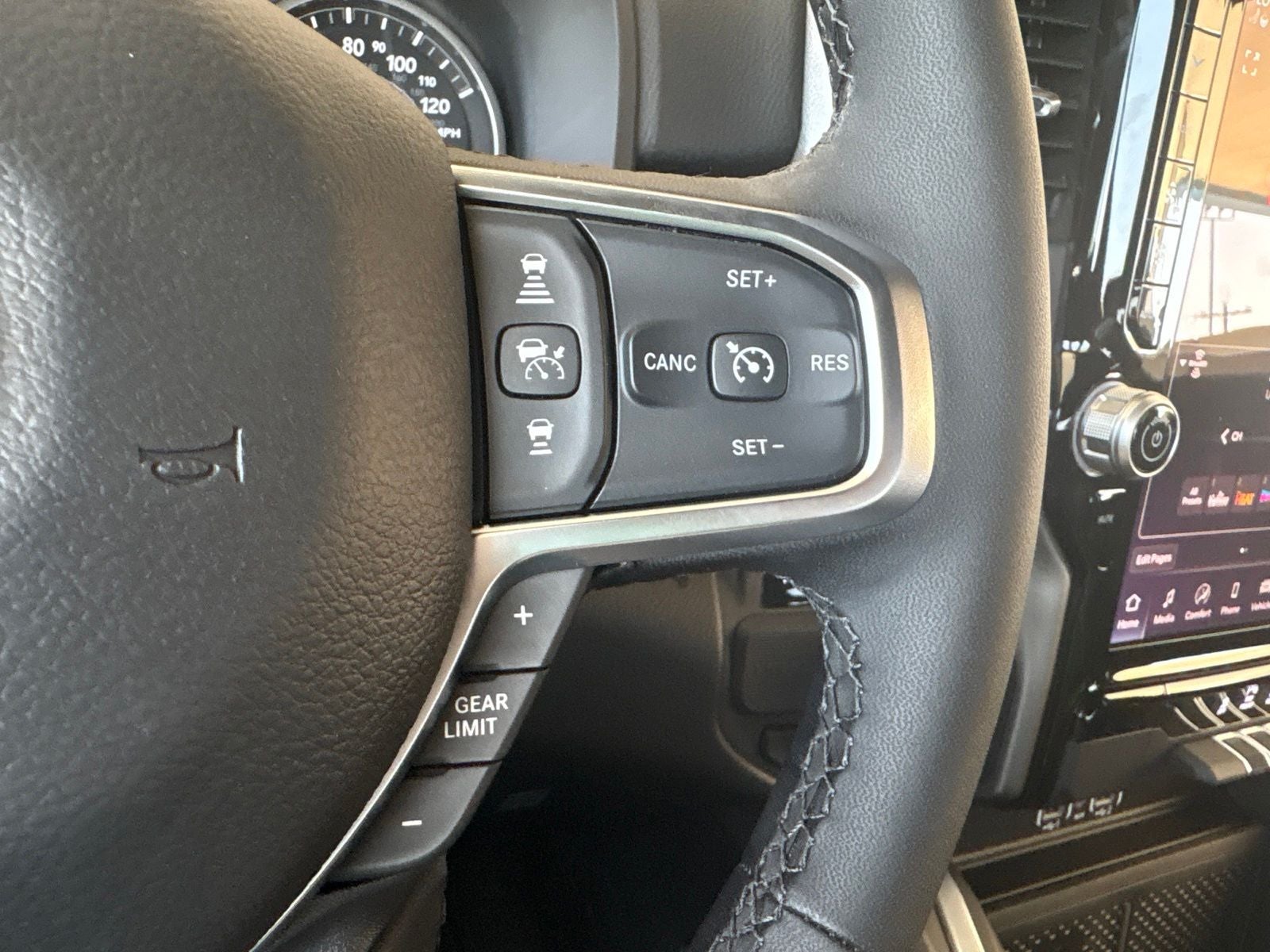 2026 RAM Ram 1500 RAM 1500 LONE STAR CREW CAB 4X2 5'7' BOX