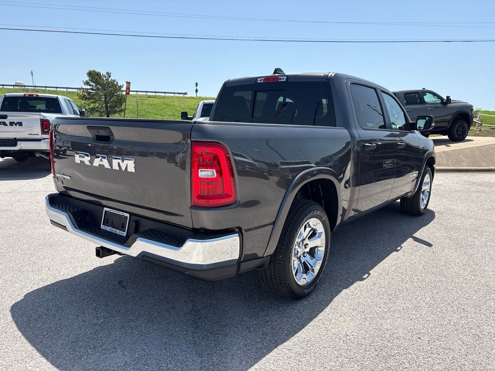 2026 RAM Ram 1500 RAM 1500 LONE STAR CREW CAB 4X2 5'7' BOX
