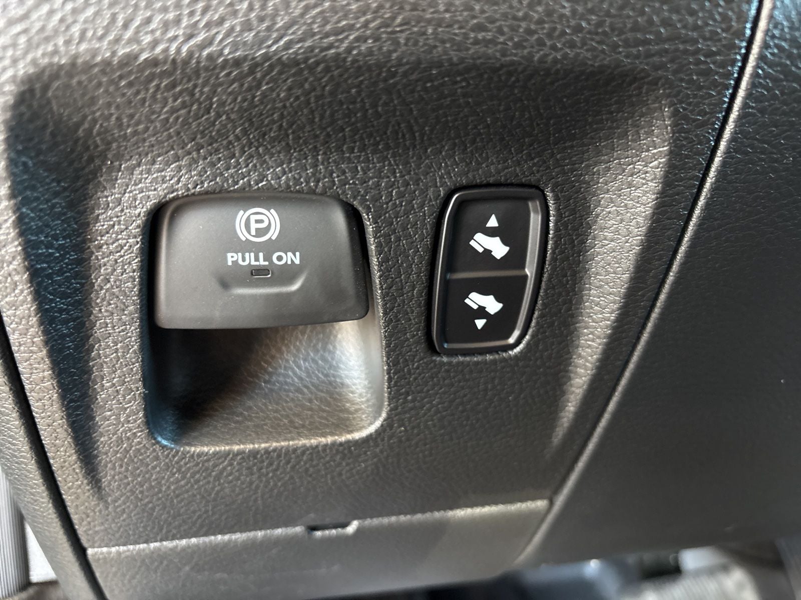 2026 RAM Ram 1500 RAM 1500 LONE STAR CREW CAB 4X2 5'7' BOX