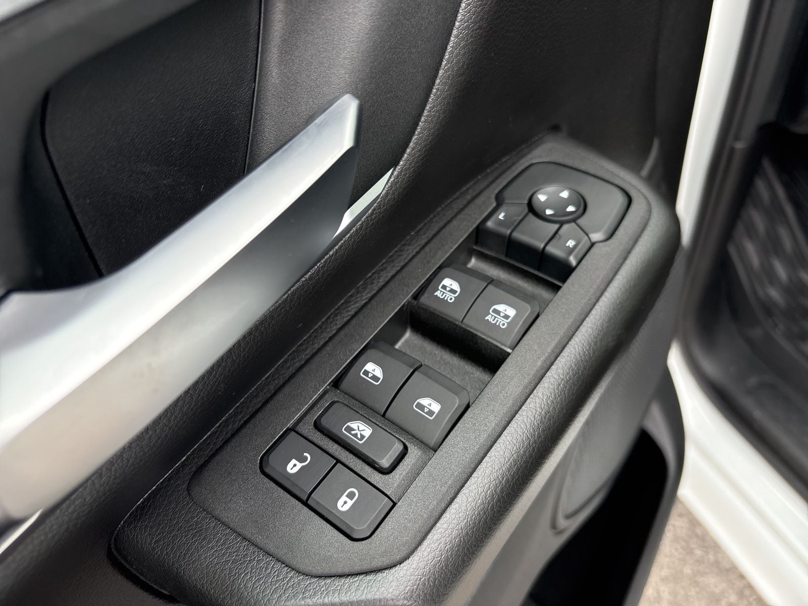 2026 RAM Ram 1500 RAM 1500 LONE STAR CREW CAB 4X2 5'7' BOX