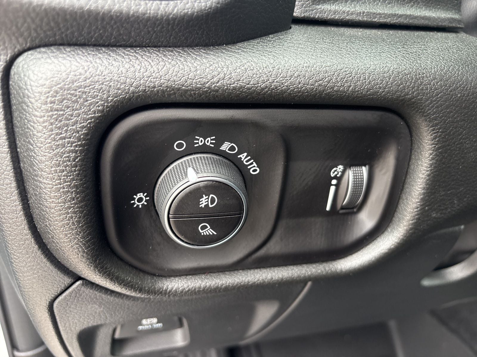 2026 RAM Ram 1500 RAM 1500 LONE STAR CREW CAB 4X2 5'7' BOX