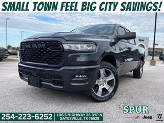 2026 RAM Ram 1500 RAM 1500 EXPRESS CREW CAB 4X2 5'7' BOX