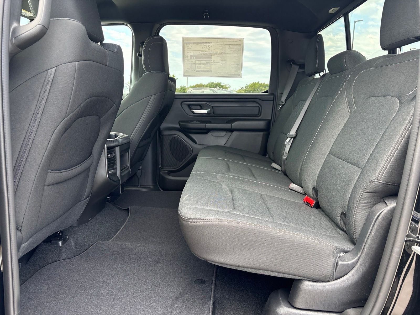 2026 RAM Ram 1500 RAM 1500 EXPRESS CREW CAB 4X4 5'7' BOX