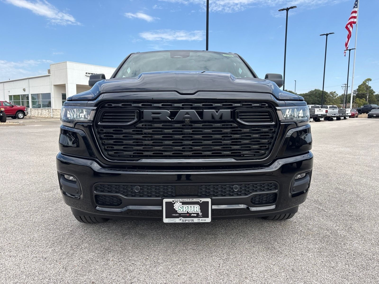 2026 RAM Ram 1500 RAM 1500 EXPRESS CREW CAB 4X4 5'7' BOX