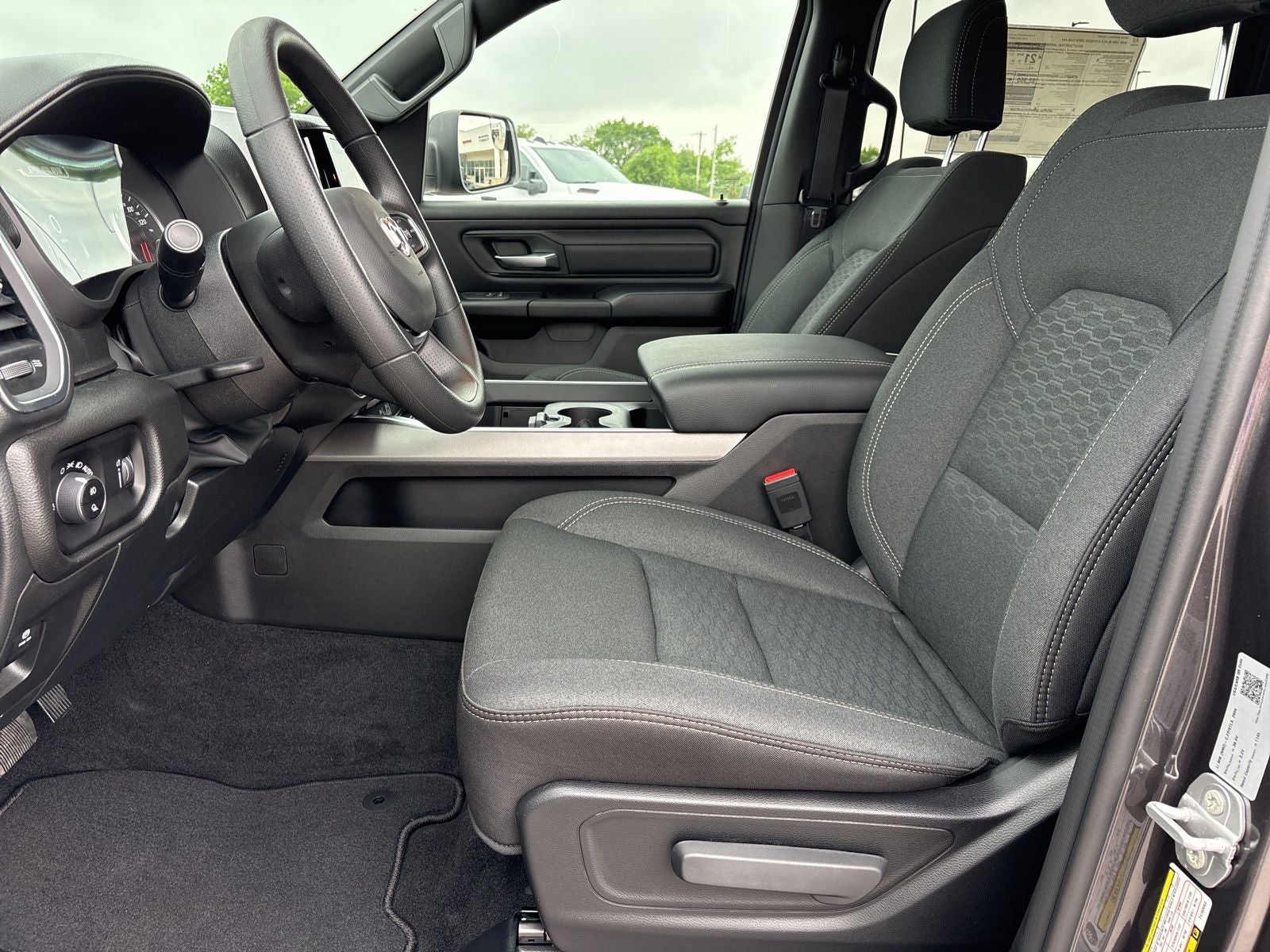 2026 RAM Ram 1500 RAM 1500 EXPRESS CREW CAB 4X4 5'7' BOX