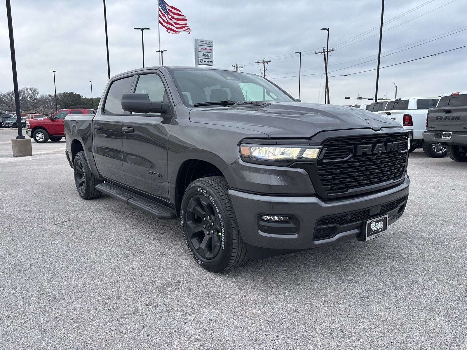 2026 RAM Ram 1500 RAM 1500 EXPRESS CREW CAB 4X4 5'7' BOX