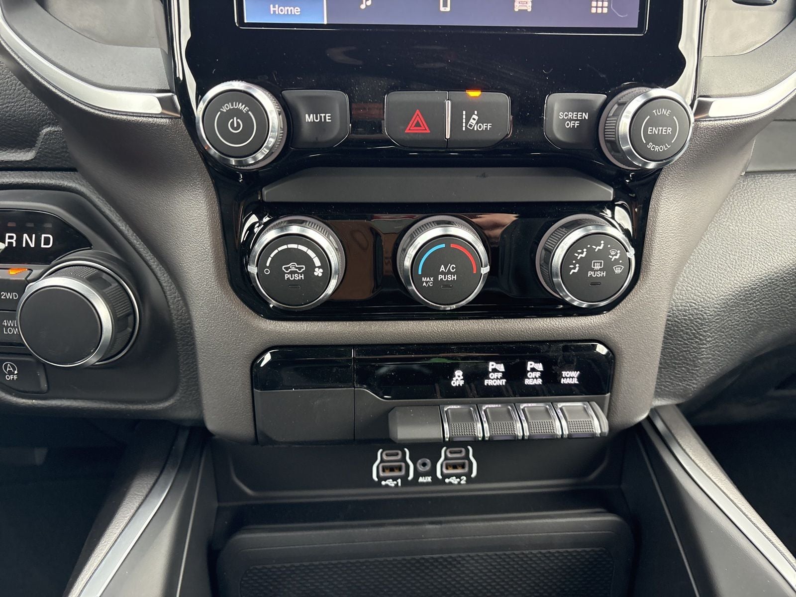 2026 RAM Ram 1500 RAM 1500 EXPRESS CREW CAB 4X4 5'7' BOX