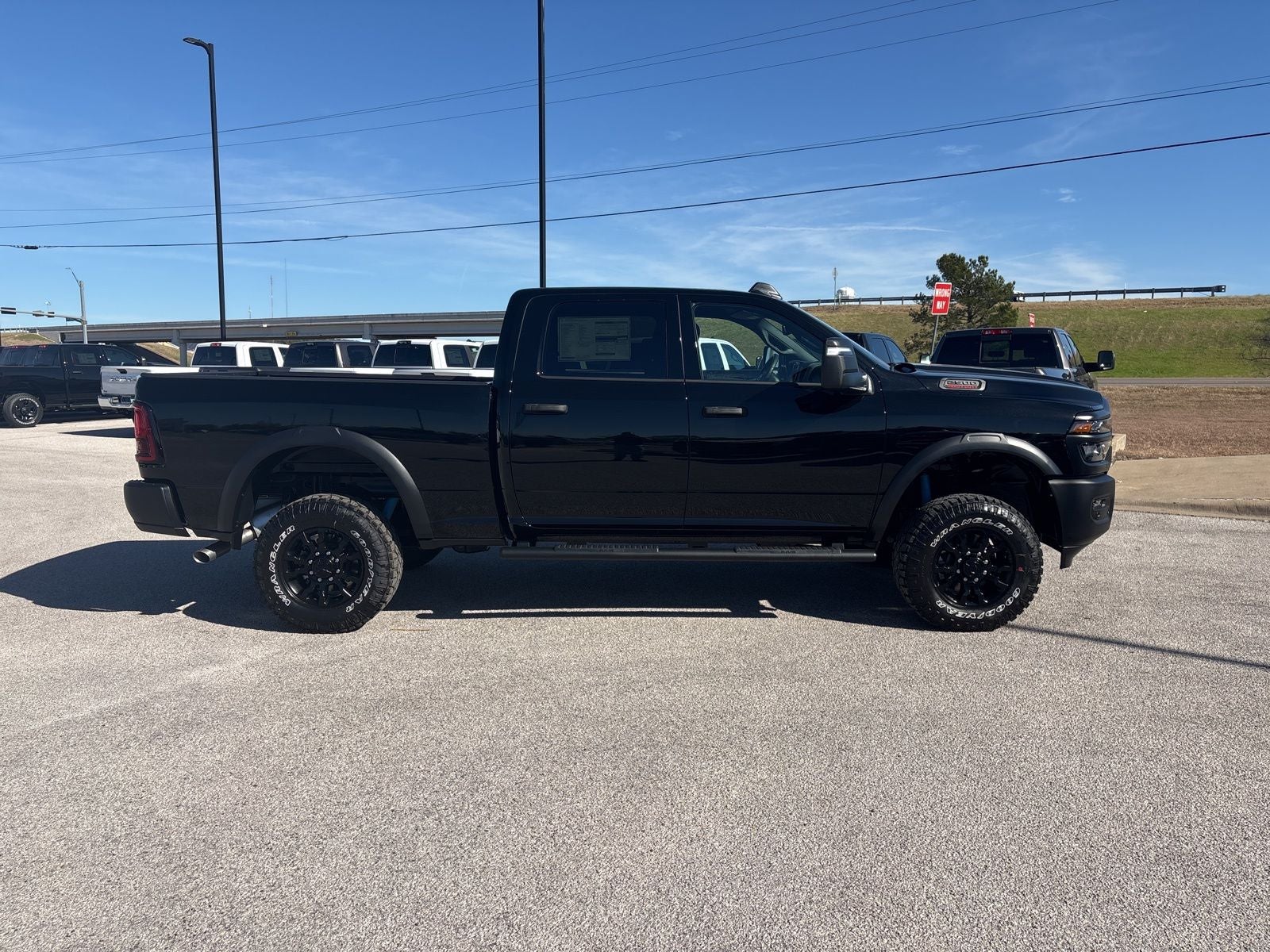 2026 RAM Ram 2500 RAM 2500 TRADESMAN CREW CAB 4X4 6'4' BOX