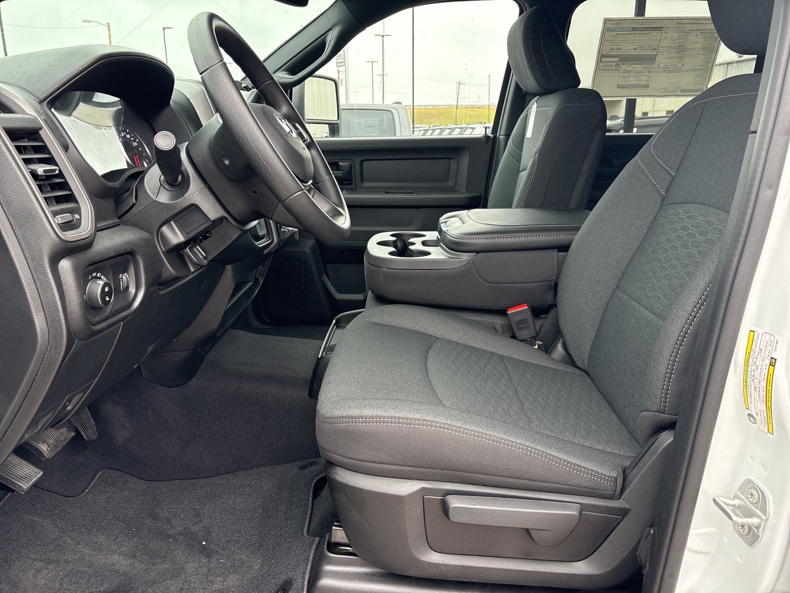 2026 RAM Ram 2500 RAM 2500 TRADESMAN CREW CAB 4X4 6'4' BOX