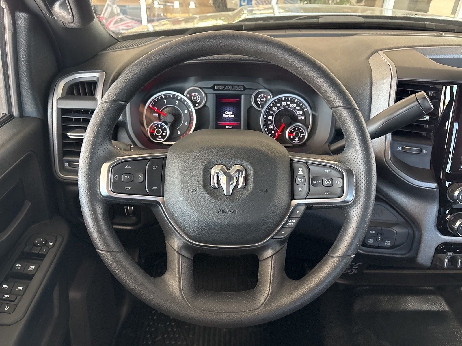 2026 RAM Ram 2500 RAM 2500 TRADESMAN CREW CAB 4X4 6'4' BOX