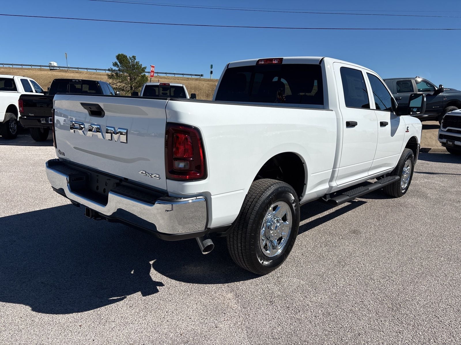 2026 RAM Ram 2500 RAM 2500 TRADESMAN CREW CAB 4X4 6'4' BOX