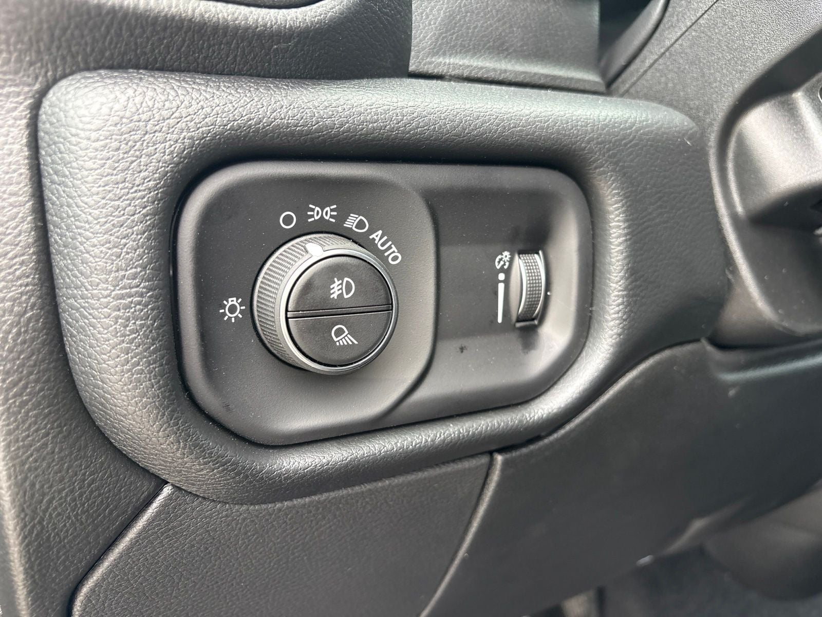 2026 RAM Ram 2500 RAM 2500 WARLOCK CREW CAB 4X4 6'4' BOX