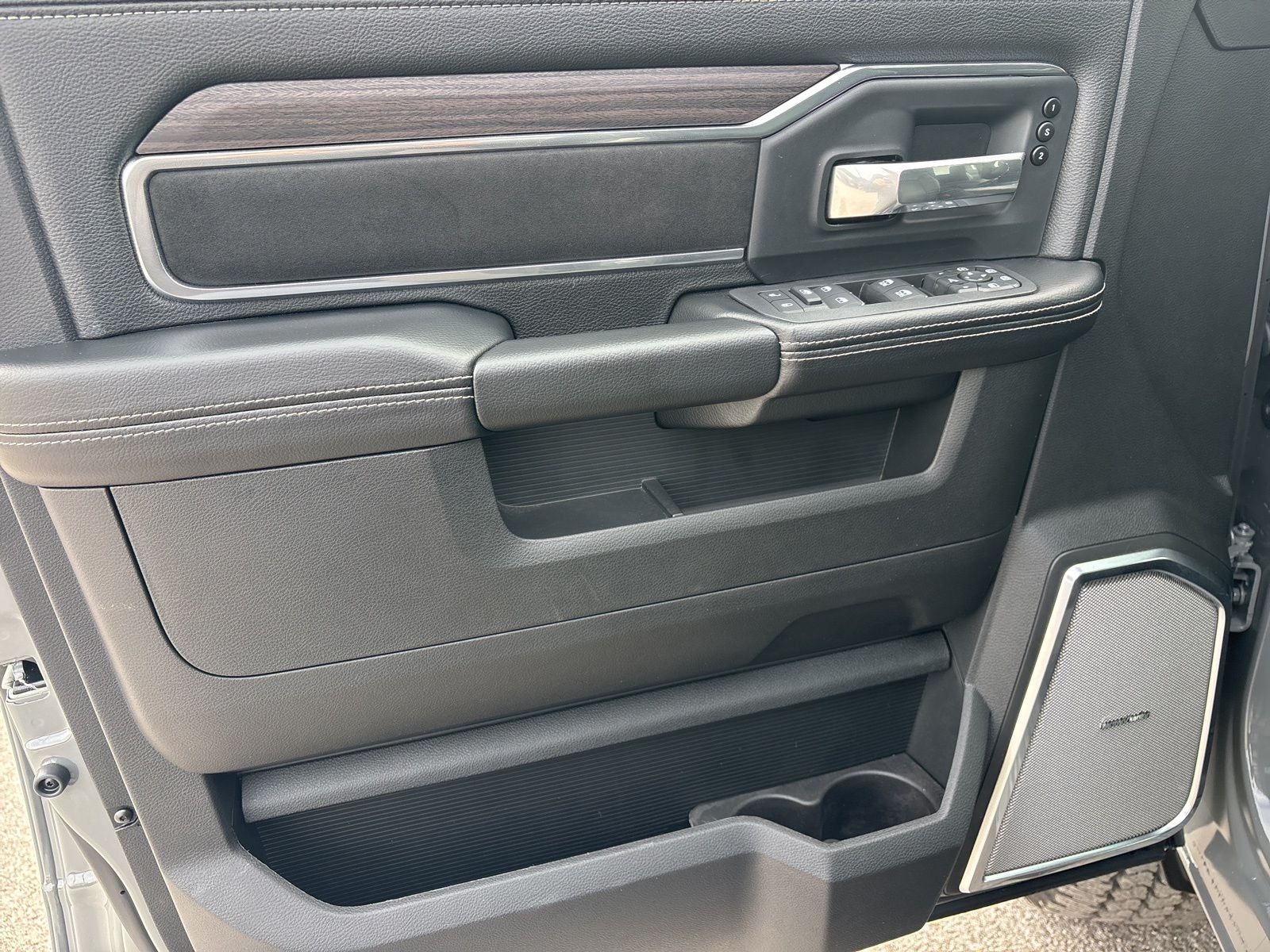 2026 RAM Ram 2500 RAM 2500 LARAMIE CREW CAB 4X4 6'4' BOX