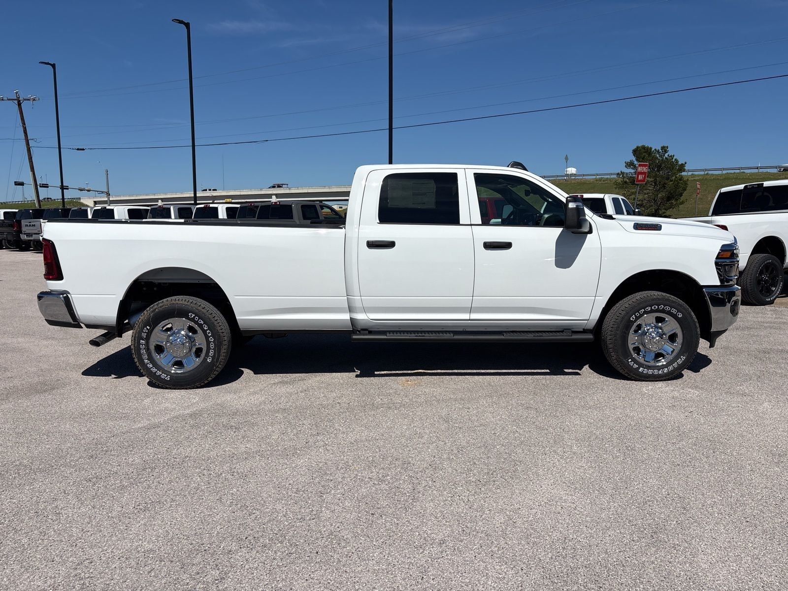 2026 RAM Ram 2500 RAM 2500 TRADESMAN CREW CAB 4X4 8' BOX