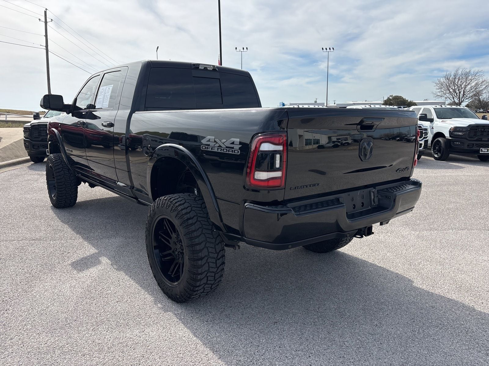 2022 RAM Ram 2500 Limited Mega Cab 4x4 6'4' Box