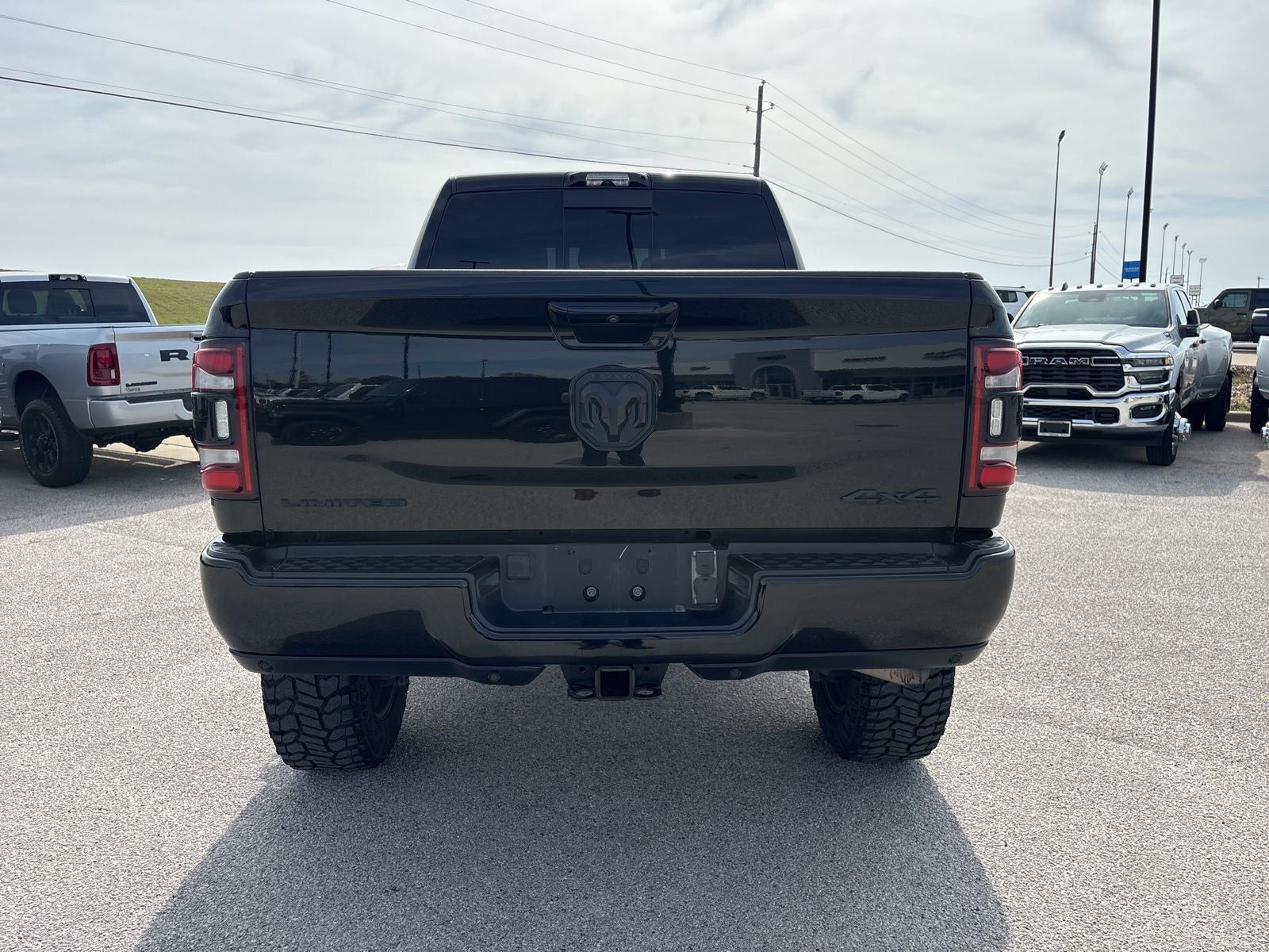2022 RAM Ram 2500 Limited Mega Cab 4x4 6'4' Box