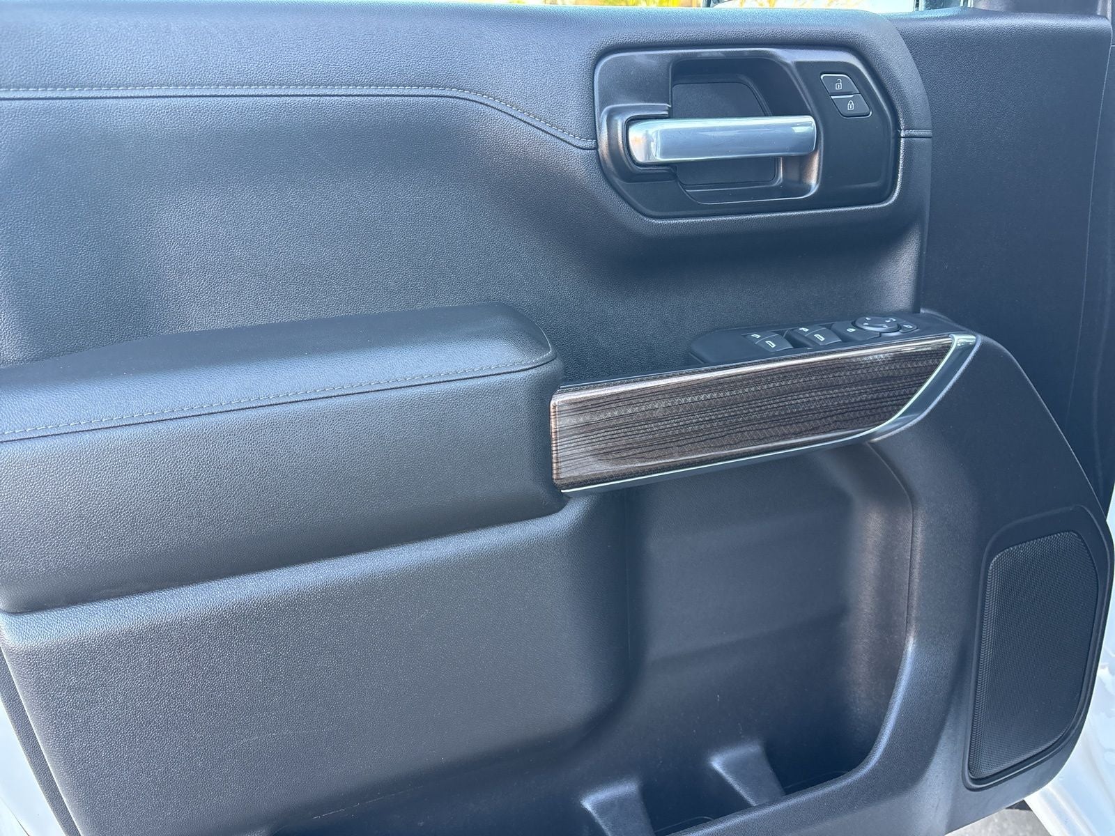 2021 Chevrolet Silverado 1500 4WD Crew Cab Short Bed LT