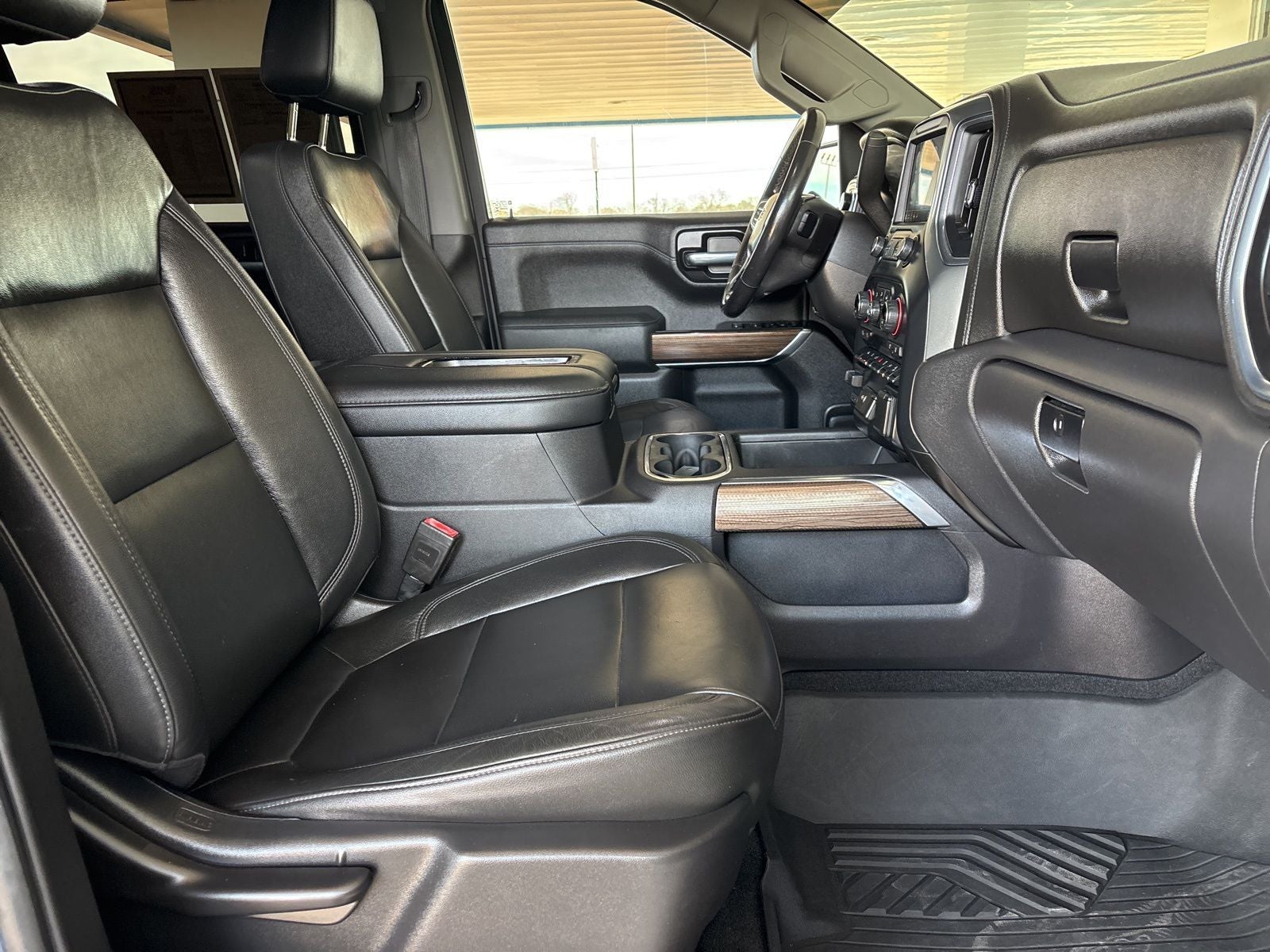 2020 Chevrolet Silverado 1500 4WD Crew Cab Short Bed RST