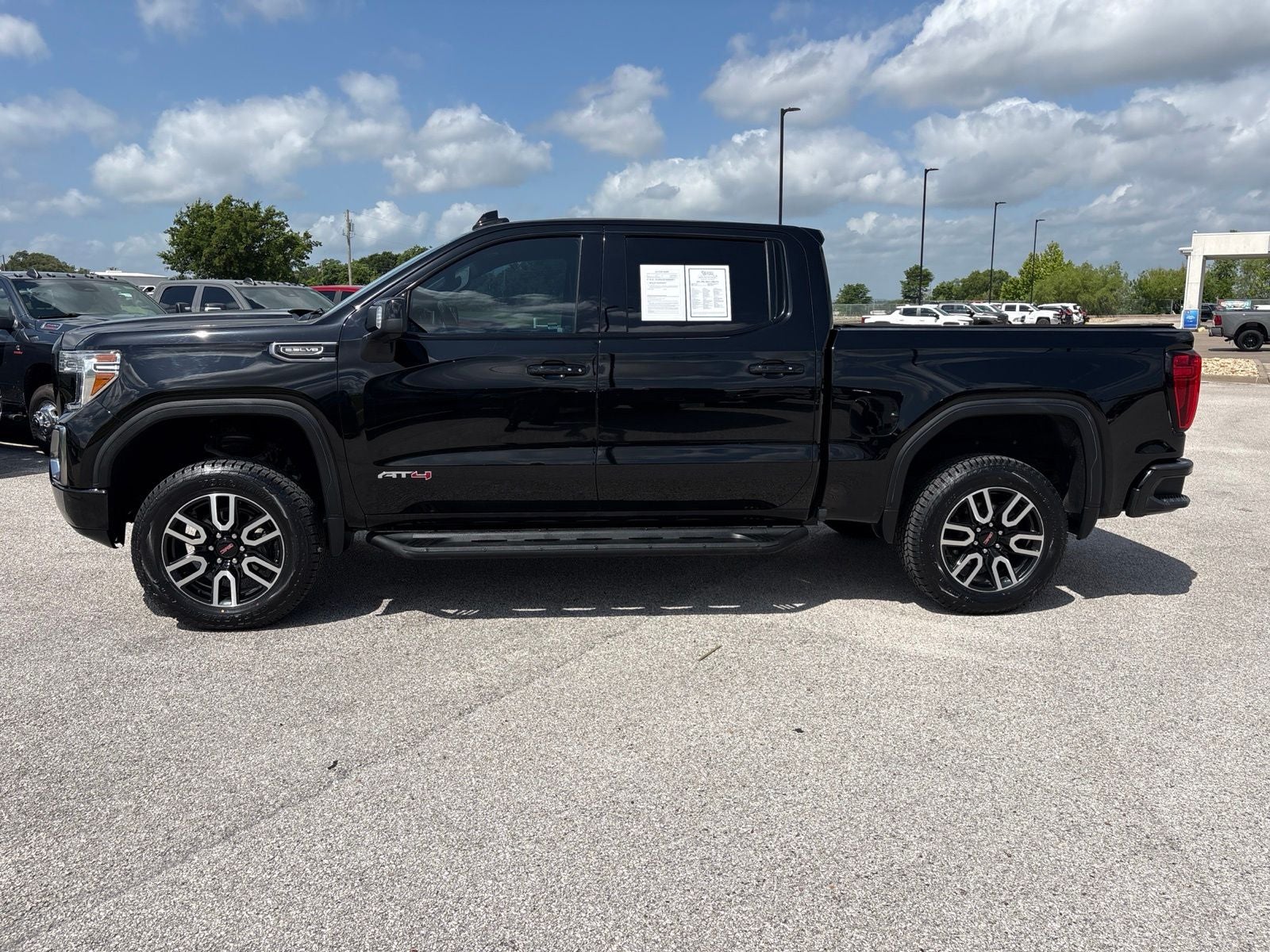 2021 GMC Sierra 1500 4WD Crew Cab Short Box AT4