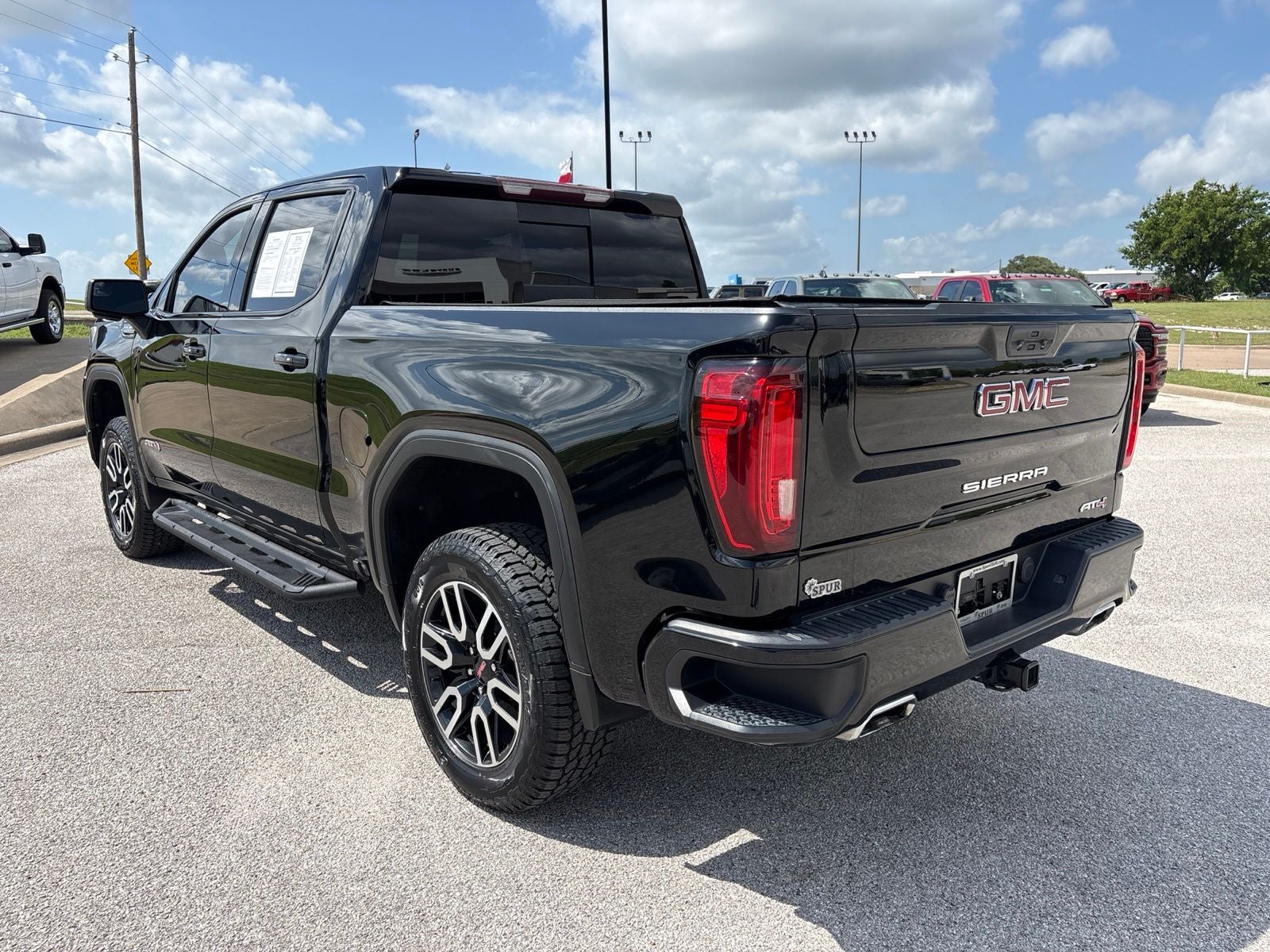 2021 GMC Sierra 1500 4WD Crew Cab Short Box AT4
