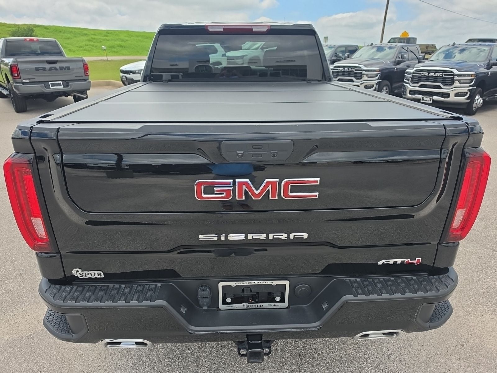 2021 GMC Sierra 1500 4WD Crew Cab Standard Box AT4